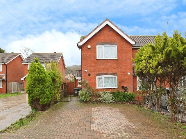2 bedroom semi detached house for sale