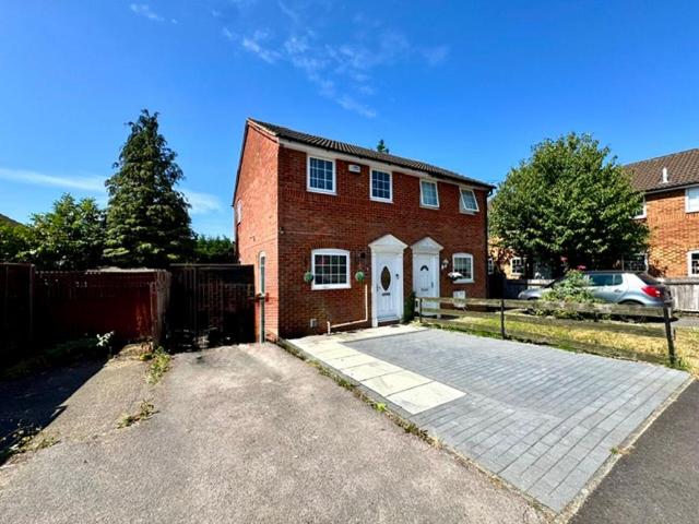 2 bedroom semi detached house for sale
