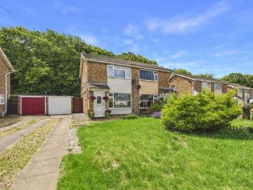 2 bedroom semi detached house for sale
