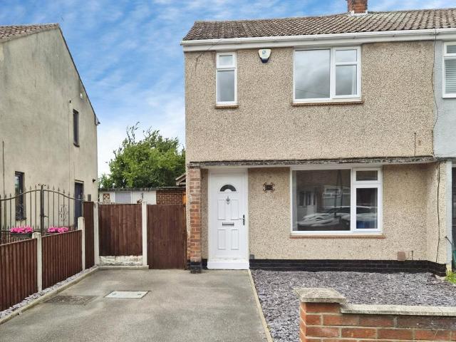 2 bedroom semi detached house for sale