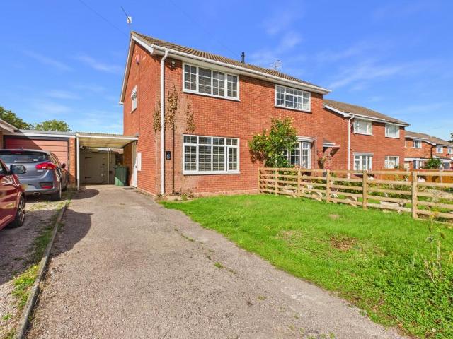 2 bedroom semi detached house for sale