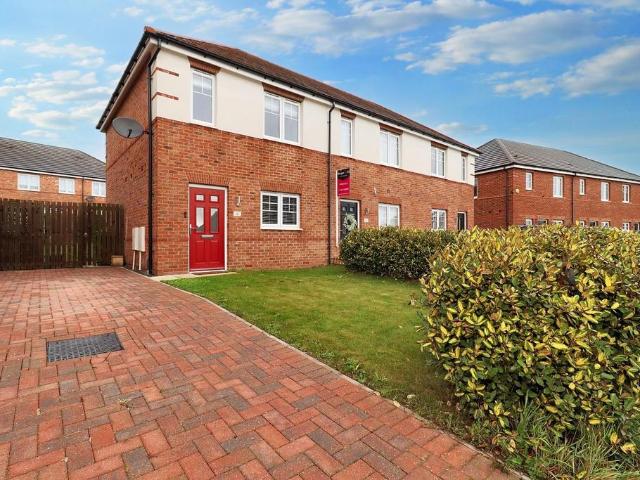 2 bedroom semi detached house for sale