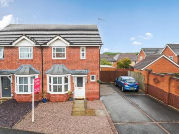 2 bedroom semi detached house for sale