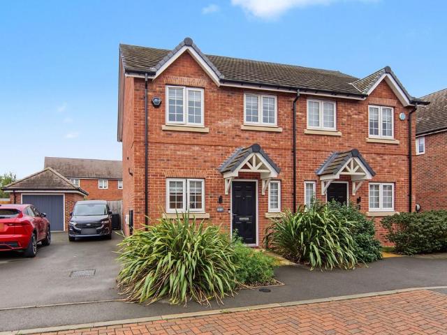 2 bedroom semi detached house for sale