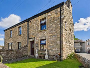 2 bedroom end of terrace house for sale