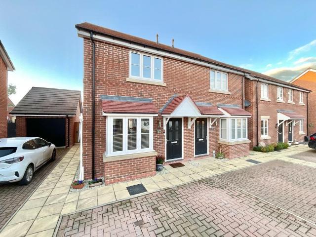 2 bedroom semi detached house for sale