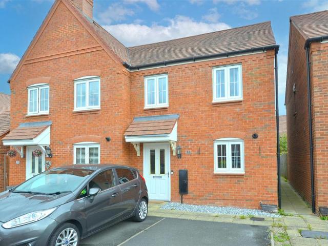 2 bedroom semi detached house for sale
