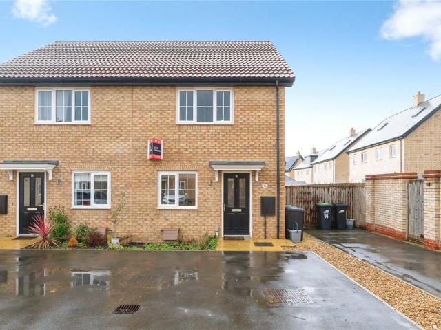2 bedroom semi detached house for sale