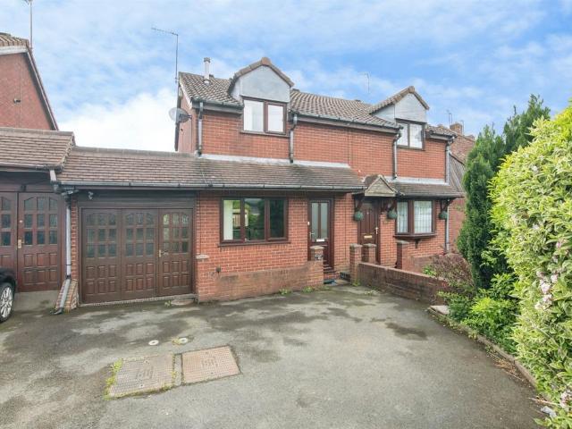 2 bedroom semi detached house for sale
