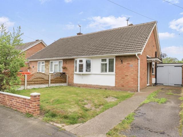 2 bedroom semi detached bungalow for sale