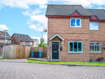 2 bedroom semi detached house for sale