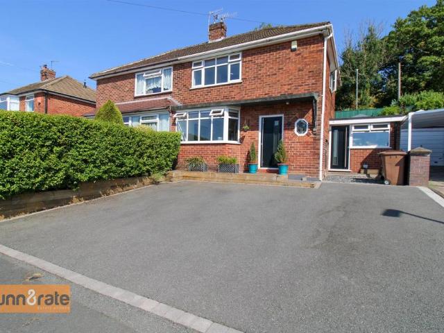 2 bedroom semi detached house for sale