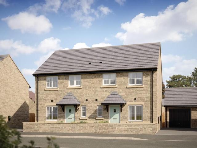 2 bedroom semi detached house for sale