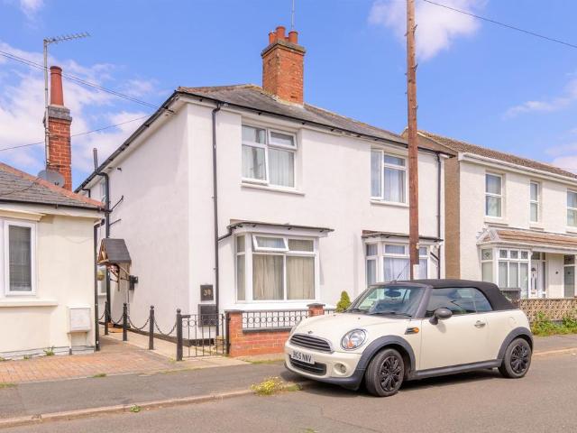 2 bedroom semi detached house for sale