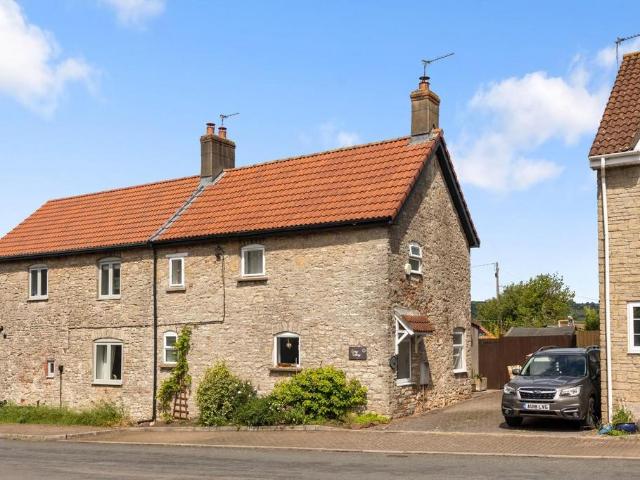 2 bedroom semi detached house for sale