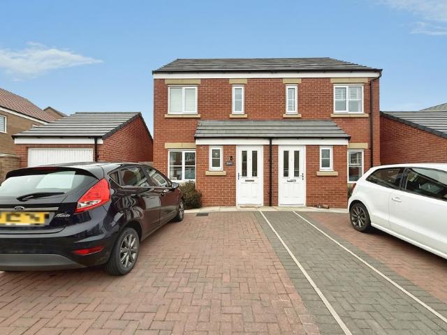 2 bedroom semi detached house for sale