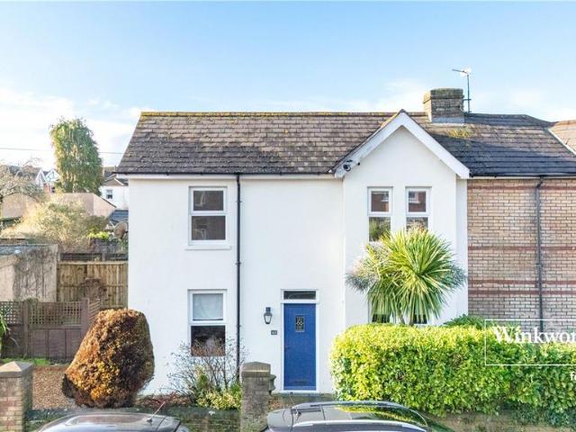 2 bedroom semi detached house for sale
