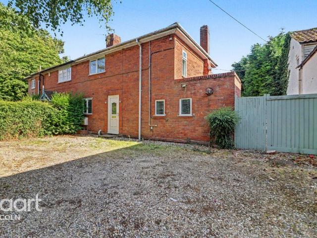 2 bedroom semi detached house for sale