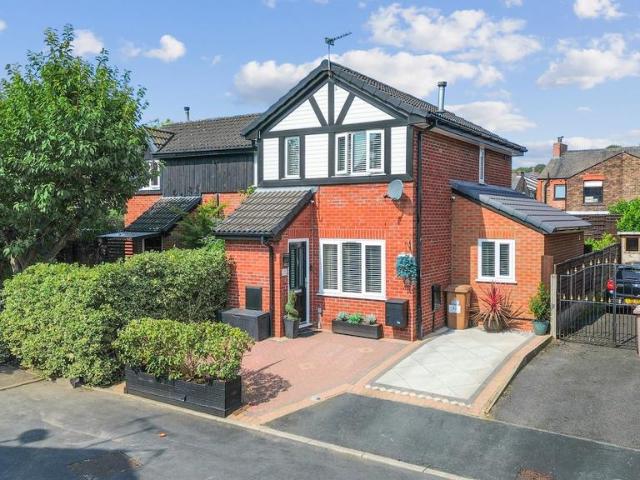 2 bedroom semi detached house for sale