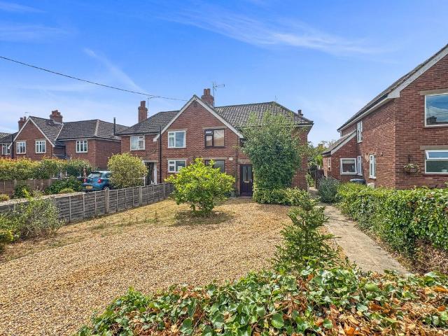 2 bedroom semi detached house for sale