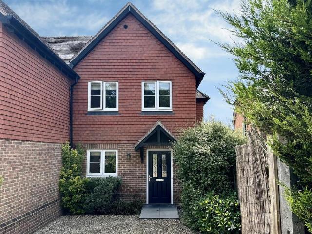 2 bedroom semi detached house for sale
