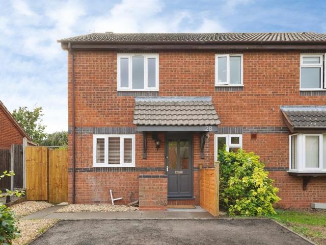 2 bedroom semi detached house for sale