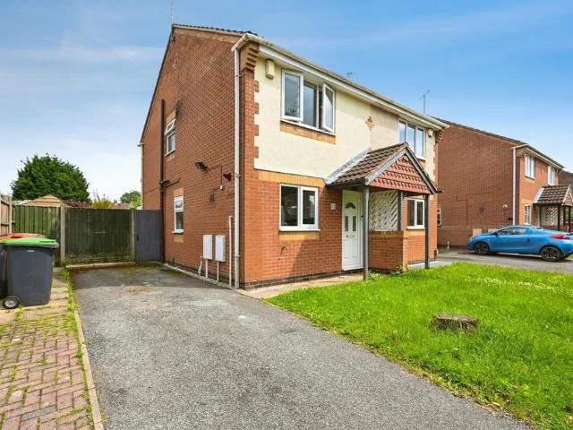 2 bedroom semi detached house for sale