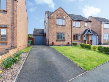2 bedroom semi detached house for sale