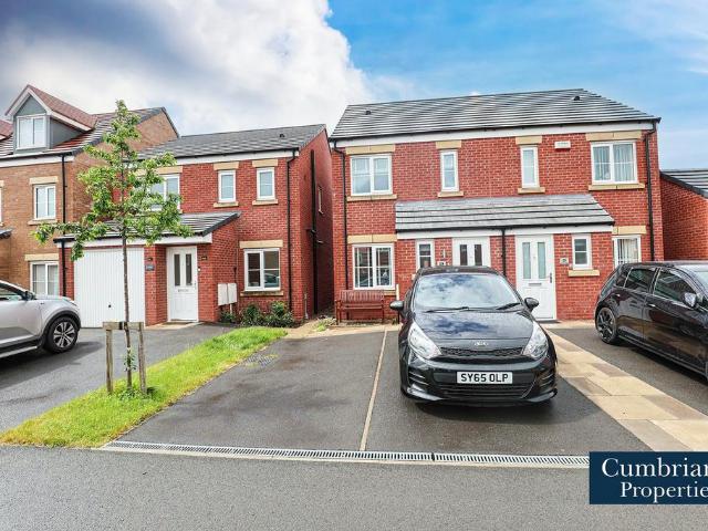 2 bedroom semi detached house for sale