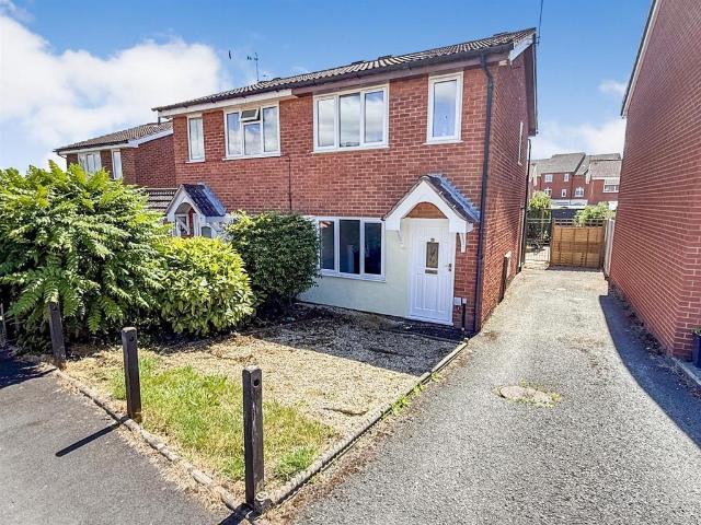 2 bedroom semi detached house for sale
