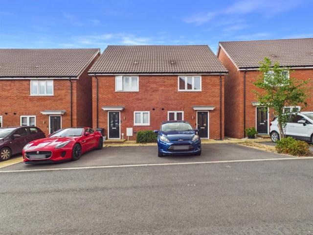 2 bedroom semi detached house for sale