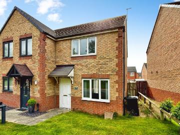 2 bedroom semi detached house for sale