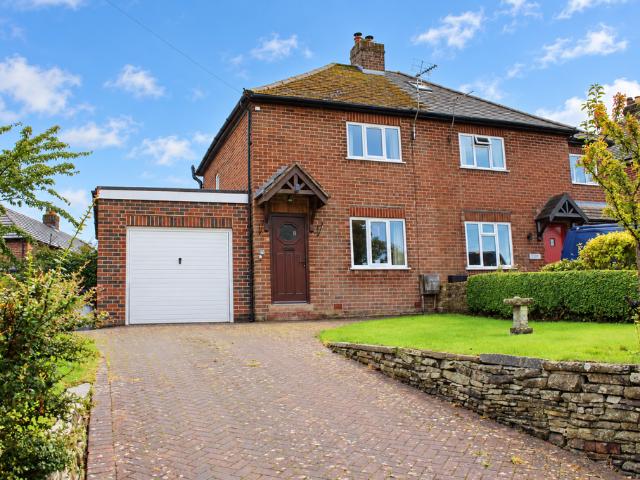 2 bedroom semi detached house for sale