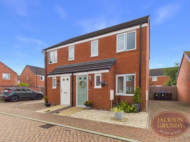 2 bedroom semi detached house for sale