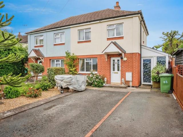 2 bedroom semi detached house for sale