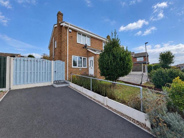 2 bedroom semi detached house for sale