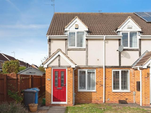 2 bedroom semi detached house for sale