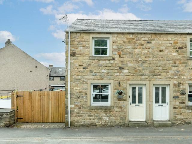 2 bedroom semi detached house for sale