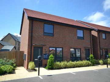 2 bedroom semi detached house for sale