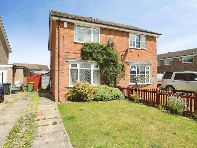 2 bedroom semi detached house for sale