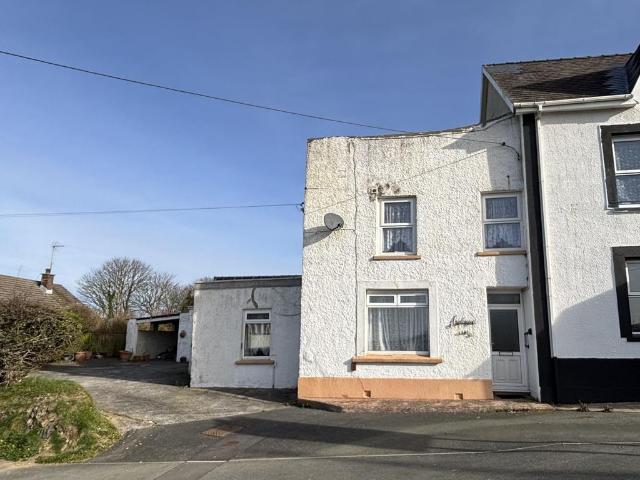 2 bedroom semi detached house for sale