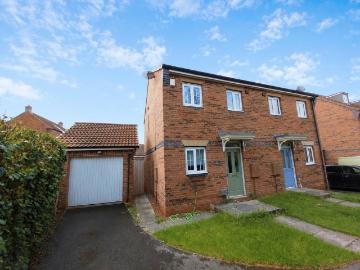 2 bedroom semi detached house for sale