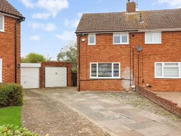 2 bedroom semi detached house for sale