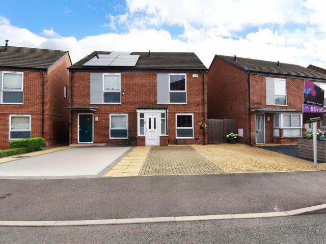 2 bedroom semi detached house for sale