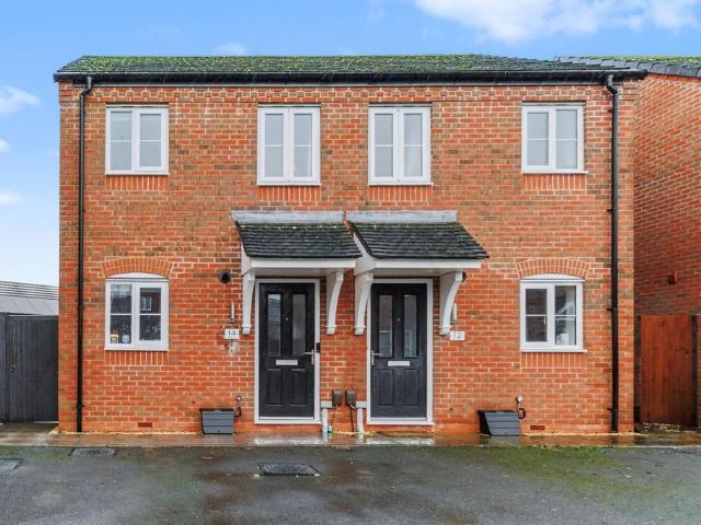 2 bedroom semi detached house for sale