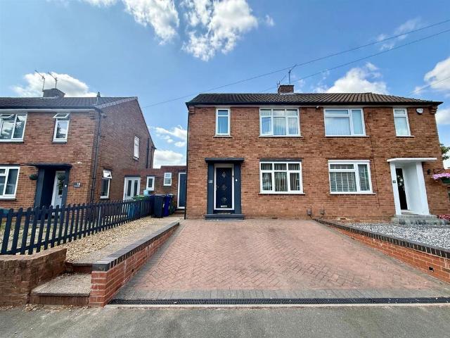 2 bedroom semi detached house for sale