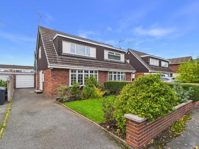 2 bedroom semi detached house for sale