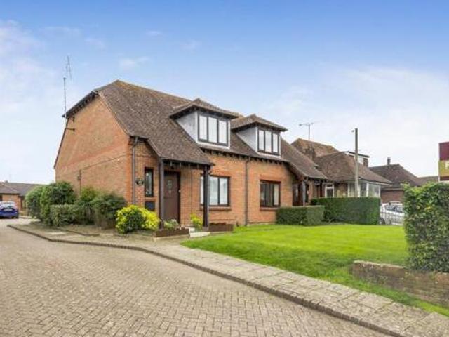2 Bedroom Semi detached House For Sale In Worthing
