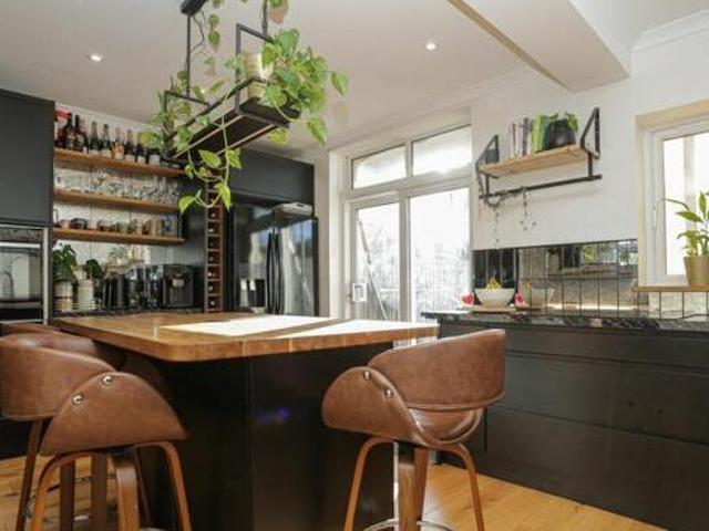 2 Bedroom Semi detached House For Sale In Birchington