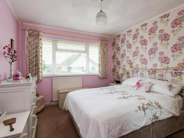 2 bedroom semi detached house for sale in Bramley Crescent, Bearsted, Maidstone, ME15
